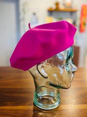 Vtg- Parkhurst Raspberry Wool Beret – Classic Canadian-Made